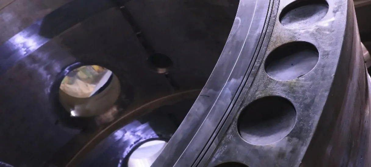 Atommash has completed work upon carrying out the threaded holes on the Reactor vessel for Tianwan NPS